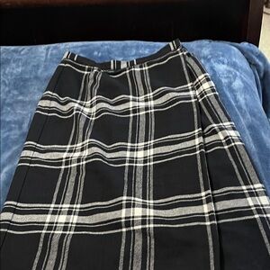 Liz Claiborne Black and White Plaid Skirt